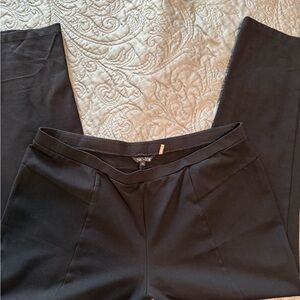 NIC+ZOE Black Straight Leg Pants